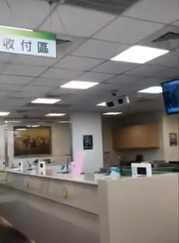 對於商空設計在決定改用平板燈更換光源後空間看起來不一樣